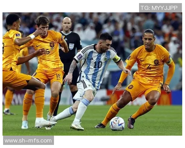 足球球星的成长之路与背后故事揭示他们如何影响世界与年轻一代